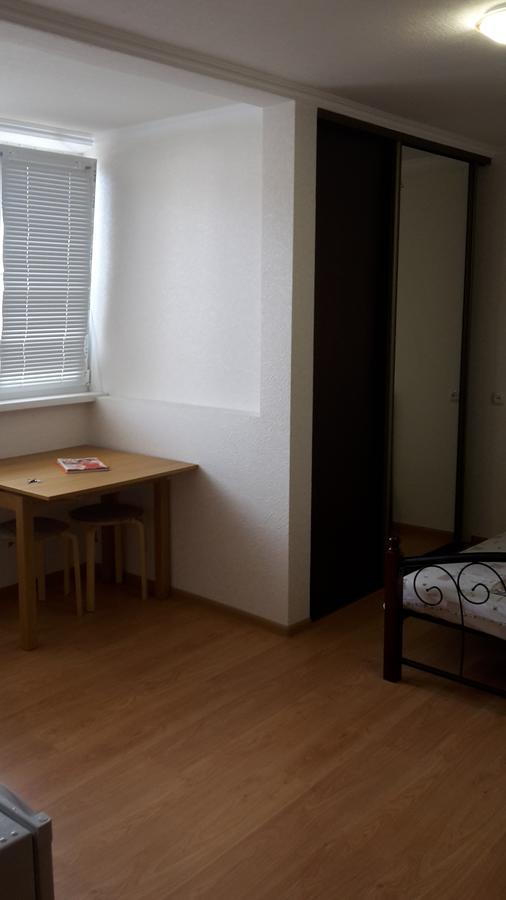 Mini Hotel Na Aiaaira Sukhumi Exteriör bild